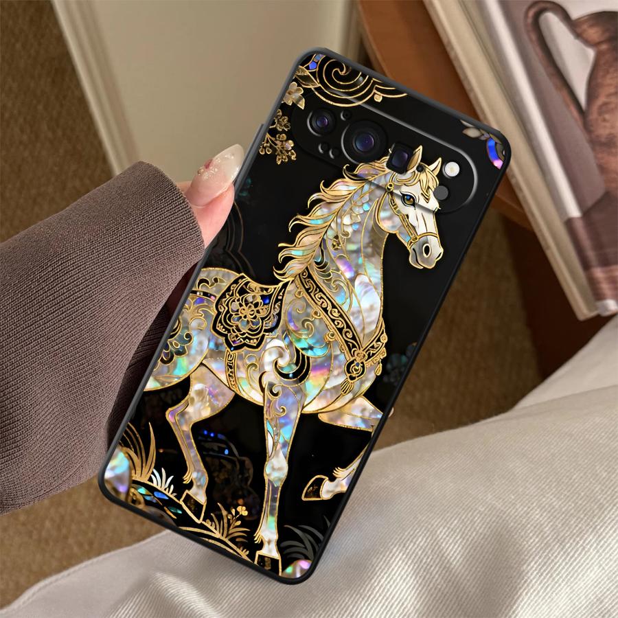 Lucky Horse Funda Phone Cover  - đánh giá và giá Google Pixel 9 Pro